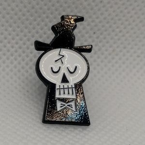 🧁 3/$30 Dapper Skeleton with a Bowtie Enamel Pin NEW